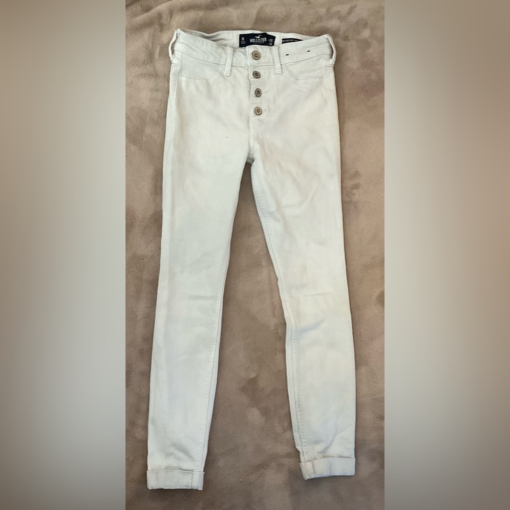 Hollister White High-Rise Crop Jeans